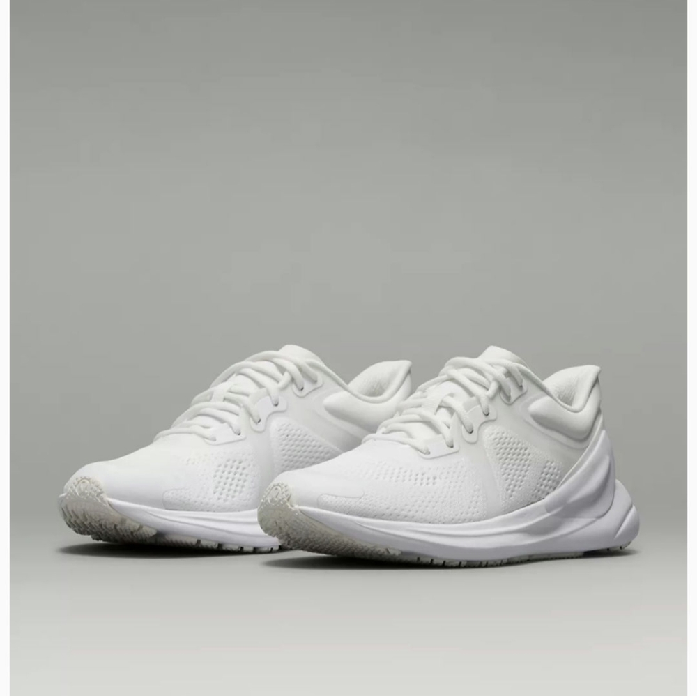 Nwt and box blissfeel running shoe